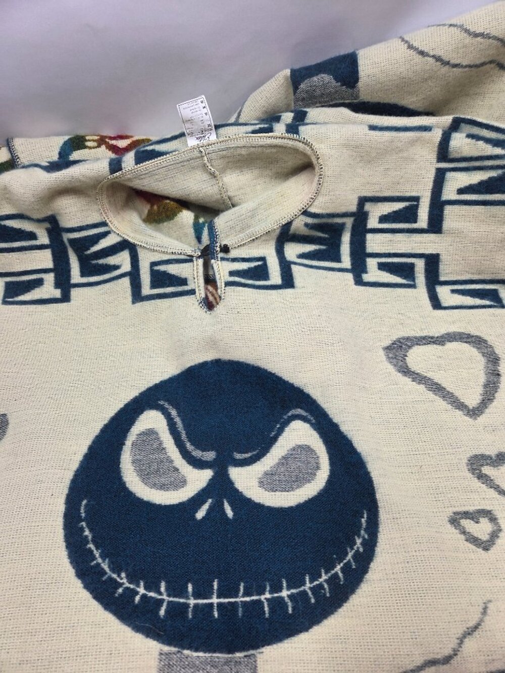 Elitex Hooded Poncho Jack Skellington Southwestern Aztec Hencho Ecuador Unisex - Picture 3 of 14